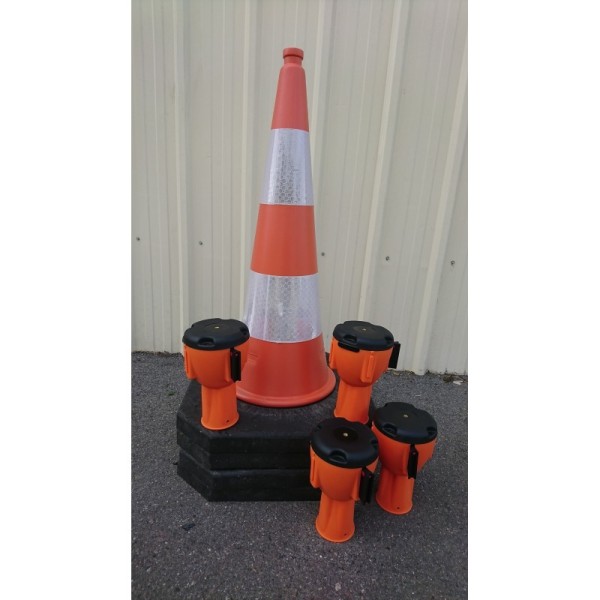 Kit de 4 cônes de signalisation et 4 enrouleurs à sangle